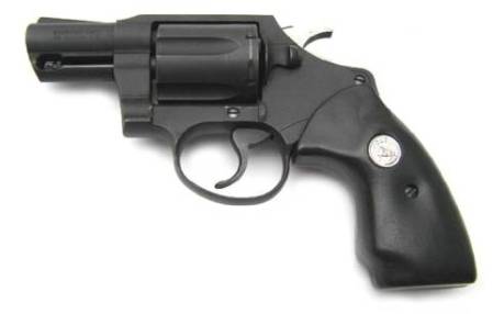 Prezentare revolver: Colt Detective Special (model 1973) – arme vechi